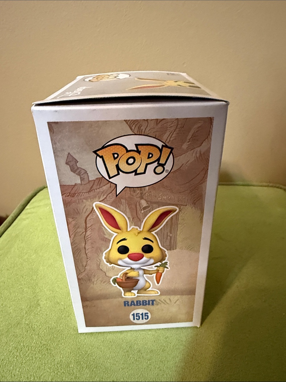 Funko Pop! Rabbit with Basket Vaulted - Picture 6 of 9